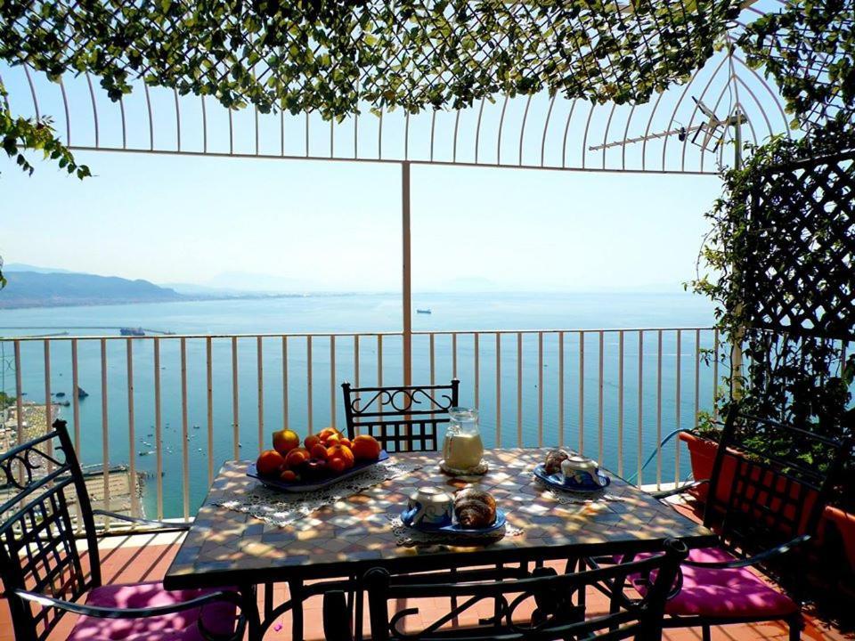 Dimora Carlo III Bed & Breakfast Vietri Exterior foto